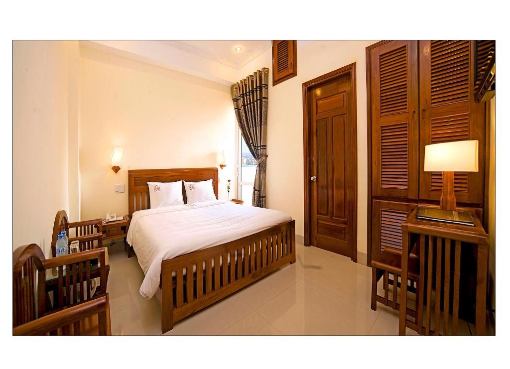Bien Vang Hotel Da Nang Kamer foto
